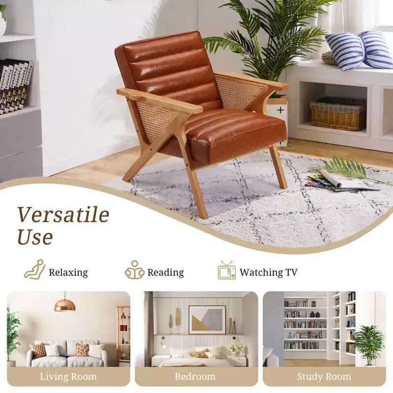 Poltrona a pozzetto marrone in similpelle con struttura in rattan naturale, monosedile
